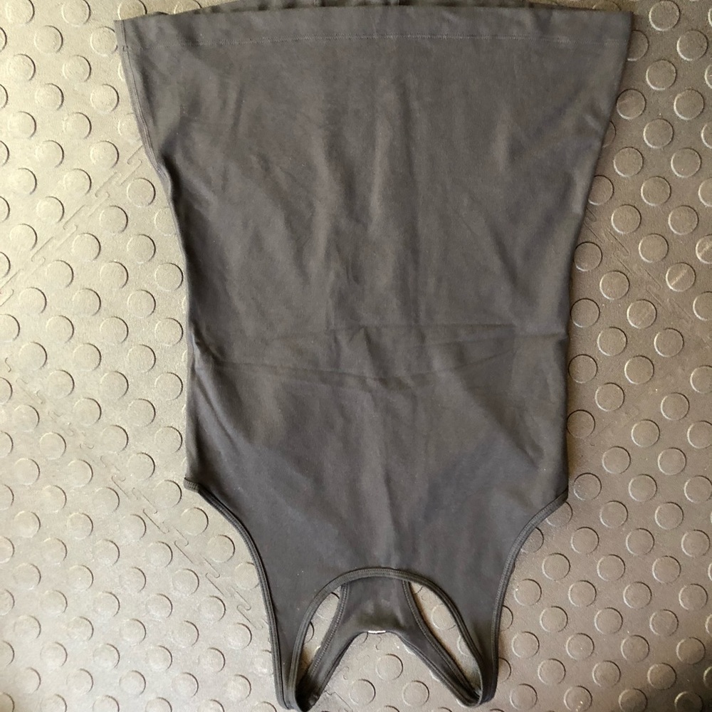 Women’s Small Under Armour Tank